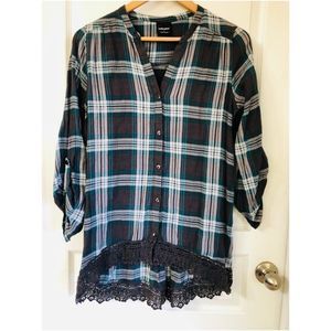 WALLPAPHER FLANNEL TOP SZ S